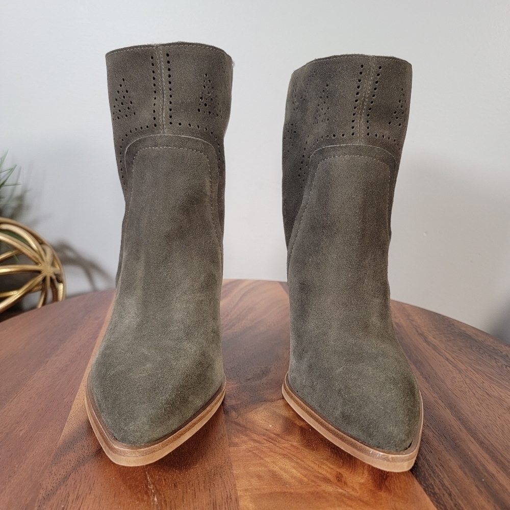 Vince Camuto Green Suede Boots Western Perforated Pointed Toe Size 7.5 - Picture 5 of 15